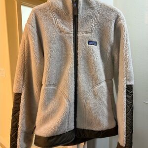 Patagonia Men’s Woolyster Pile Hoody.
